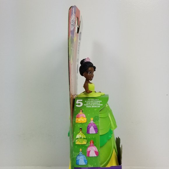 Fashion Surprise Princess 10 pcs ages 4+ Tiana great as a cake toper - Picture 4 of 11